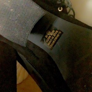 Black, thigh high, tie up   Very much like new.        Need more pics?